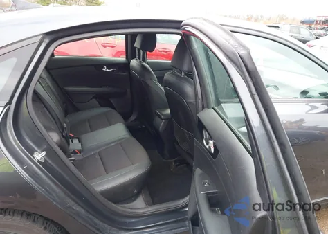 2020 Kia Forte Gt-Line из США, поврежденный, VIN 3KPF34AD7LE137426